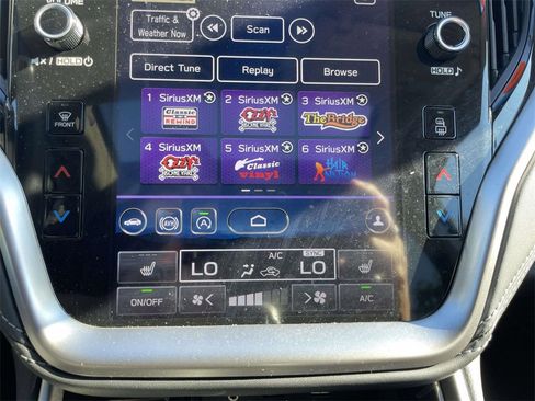 Used 2022 Subaru Outback Limited image 29