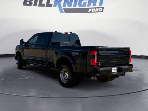 Used 2026 Ford F350 Platinum AWD/4WD image 3