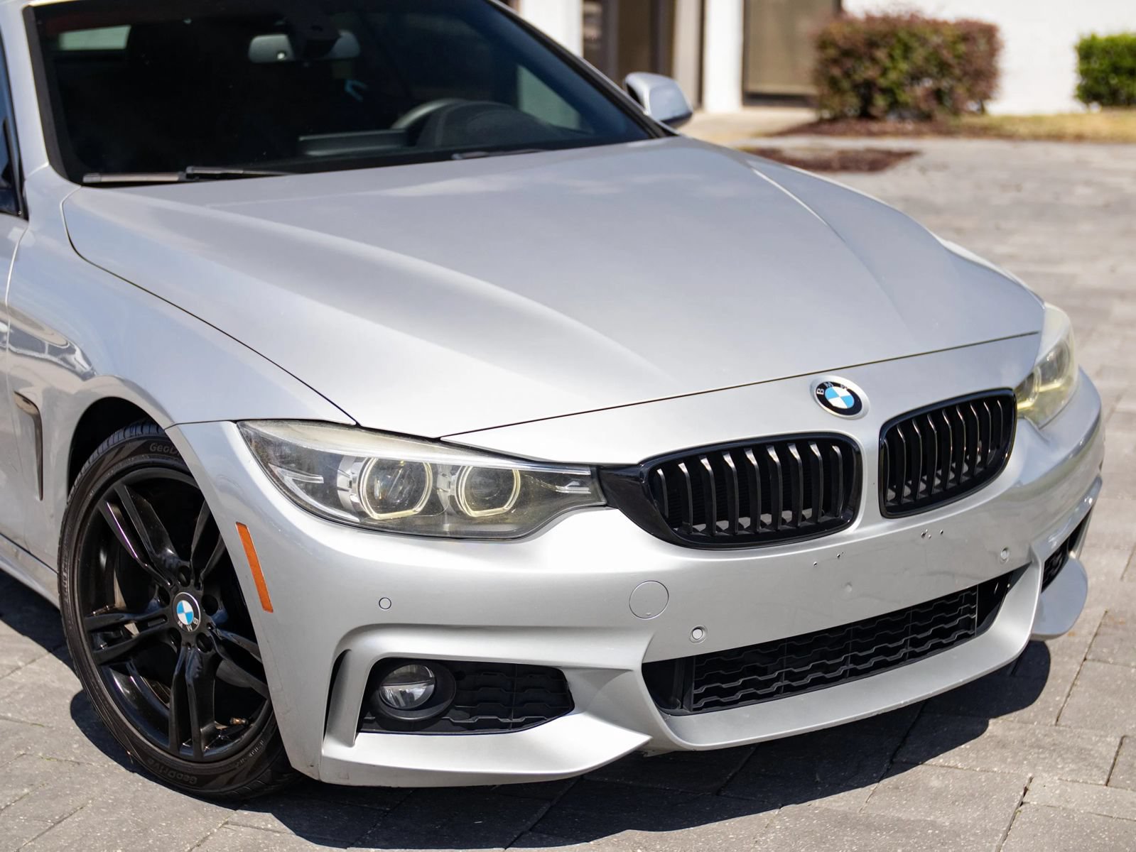 Used 2018 BMW 430i Convertible RWD image 3