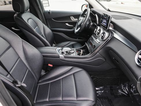Used 2016 Mercedes-Benz GLC 300 image 16