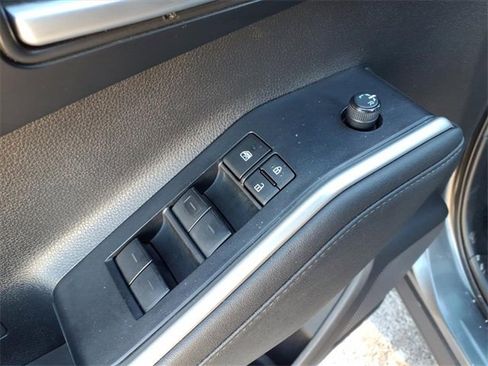 Used 2024 Toyota Highlander XSE image 10