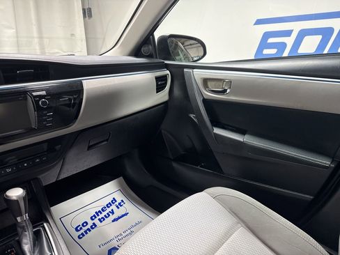 Used 2016 Toyota Corolla LE image 13