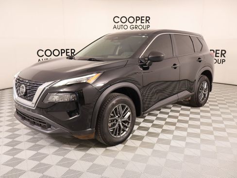 Used 2021 Nissan Rogue S FWD image 9