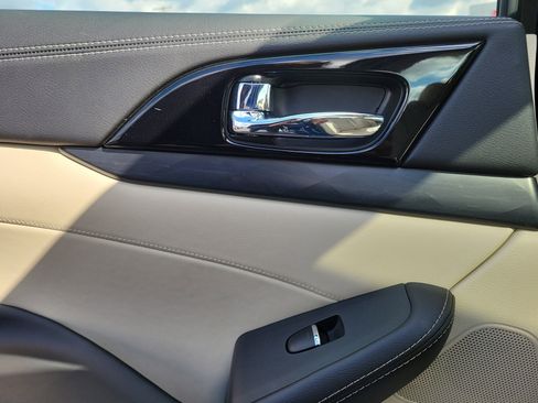 Certified 2023 Nissan Maxima Platinum w/ Sport Mat Group image 12