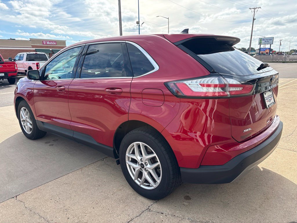 Used 2023 Ford Edge SEL w/ Convenience Package AWD/4WD image 5