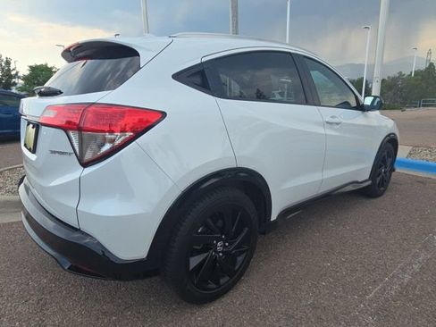 Used 2022 Honda HR-V Sport image 11
