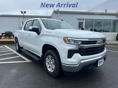 Used 2023 Chevrolet Silverado 1500 LT AWD/4WD image 2