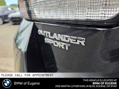 Used 2025 Mitsubishi Outlander Sport LE AWD/4WD image 16