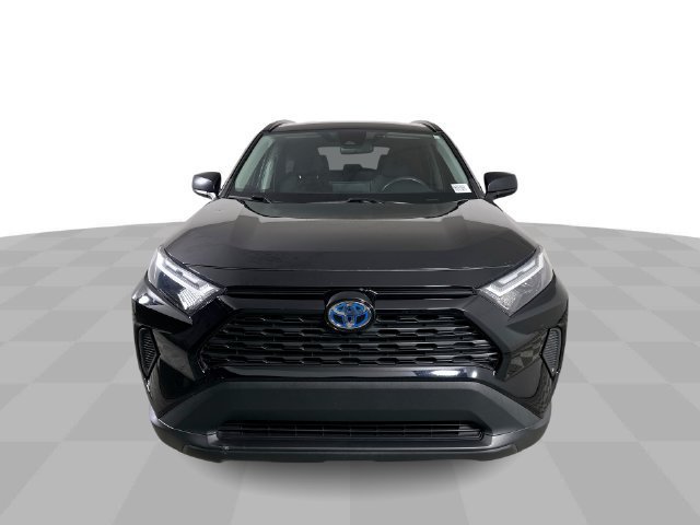 Used 2024 Toyota RAV4 LE AWD/4WD image 3