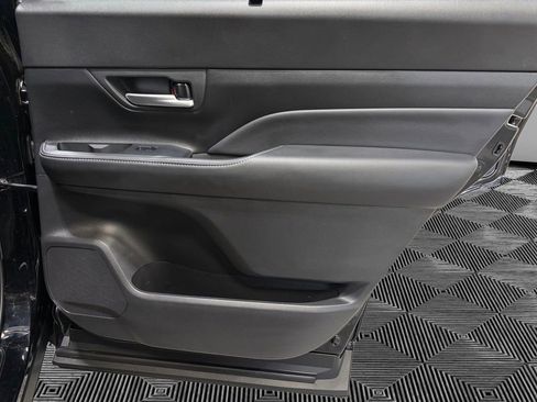 Used 2024 Toyota Grand Highlander AWD Hybrid image 16