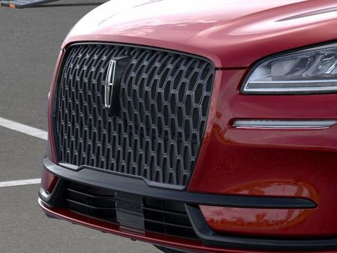 New 2026 Lincoln Corsair Premiere image 17