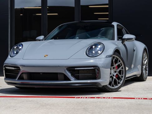 Certified 2024 Porsche 911 Carrera 4S AWD/4WD image 1