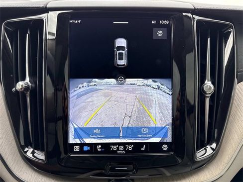 Used 2022 Volvo XC60 B5 Inscription w/ Advanced Package image 20
