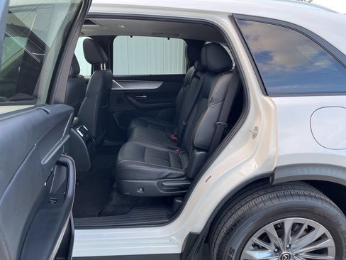 Used 2024 MAZDA CX-90 3.3 Turbo w/ Preferred Plus AWD/4WD image 8