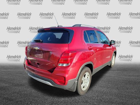 Used 2019 Chevrolet Trax LT w/ LPO, Protection Package FWD image 10
