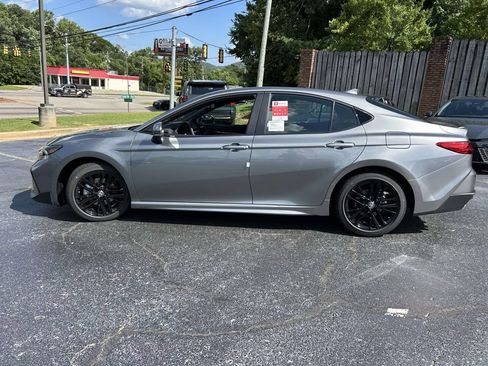 New 2026 Toyota Camry SE FWD image 6