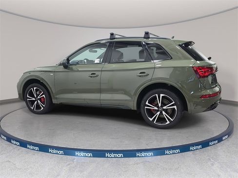 Certified 2025 Audi Q5 2.0T Premium Plus w/ Premium Plus Package image 8