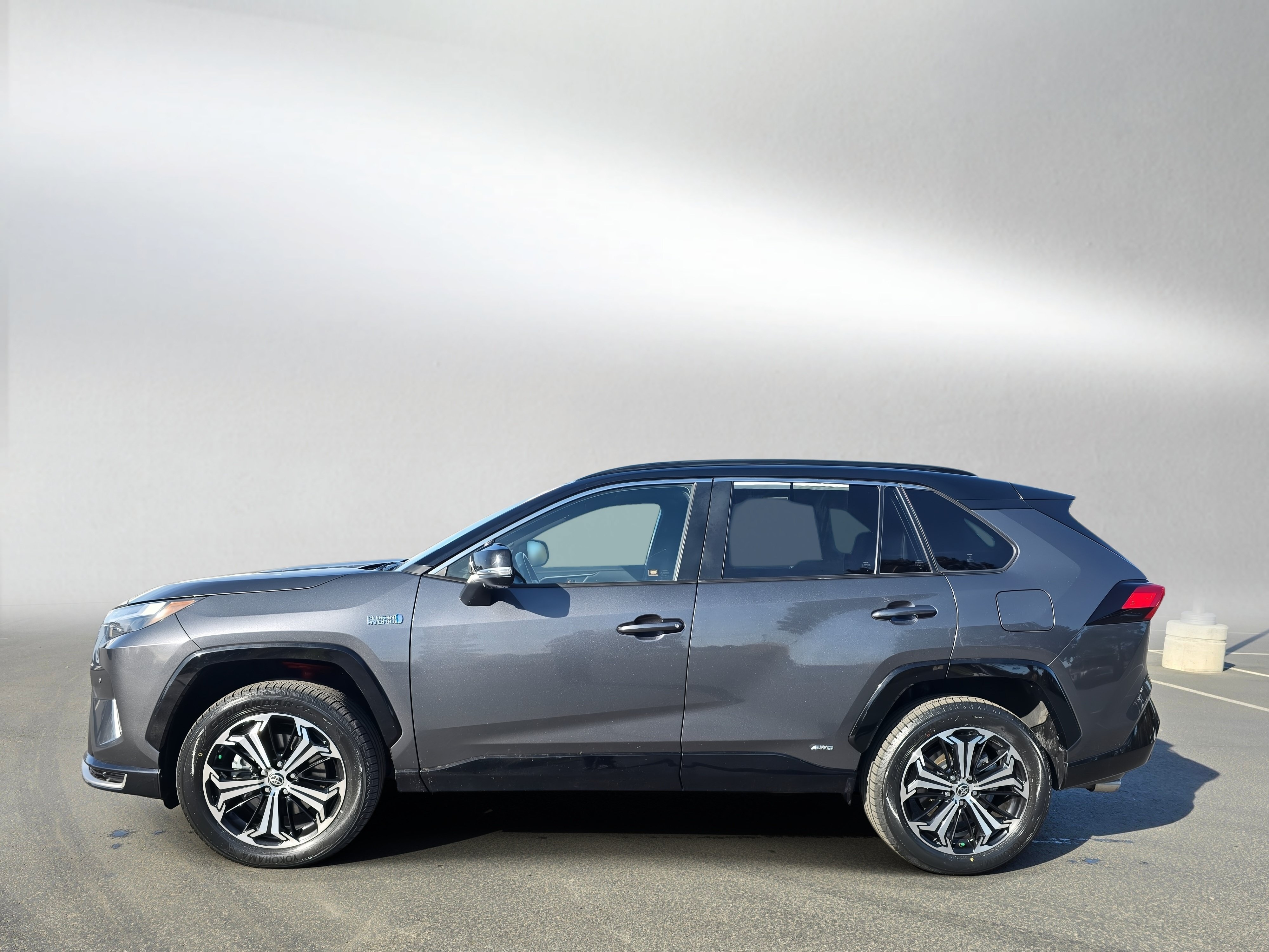 Certified 2023 Toyota RAV4 XSE w/ Premium Package AWD/4WD image 2