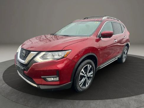 Used 2018 Nissan Rogue SL w/ Premium Package image 1