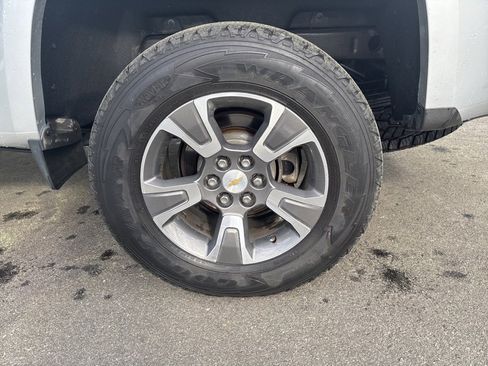 Used 2016 Chevrolet Colorado Z71 image 11