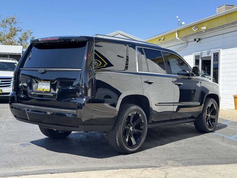 Used 2018 Cadillac Escalade Platinum AWD/4WD image 15