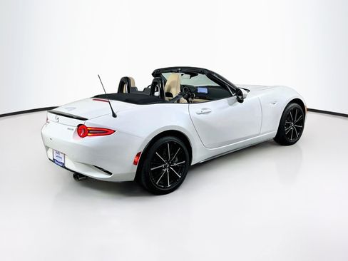Used 2026 MAZDA MX-5 Miata Grand Touring w/ Weather Package RWD image 5