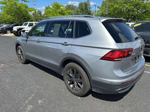 Used 2023 Volkswagen Tiguan SE AWD/4WD image 7