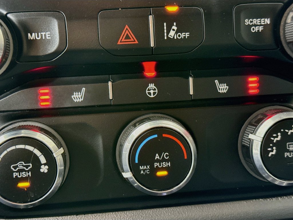Used 2024 RAM 1500 Big Horn AWD/4WD image 20