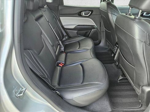 Used 2025 Jeep Compass Limited AWD/4WD image 19