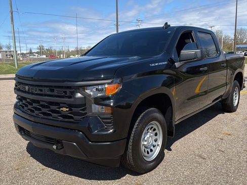 Used 2024 Chevrolet Silverado 1500 W/T AWD/4WD image 1