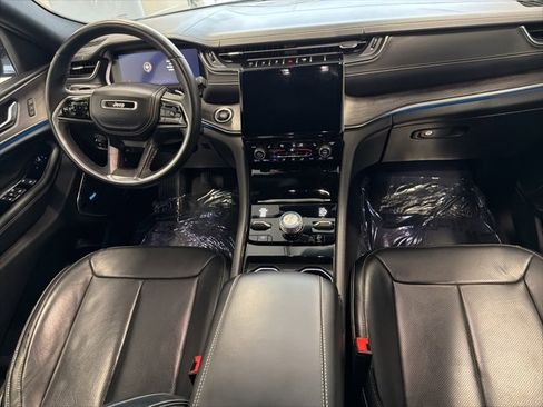 Used 2022 Jeep Grand Cherokee Overland image 20