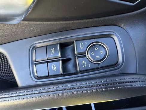 Used 2018 Porsche 911 Carrera 4S AWD/4WD image 17