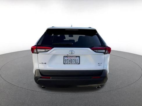 Used 2025 Toyota RAV4 XLE image 20