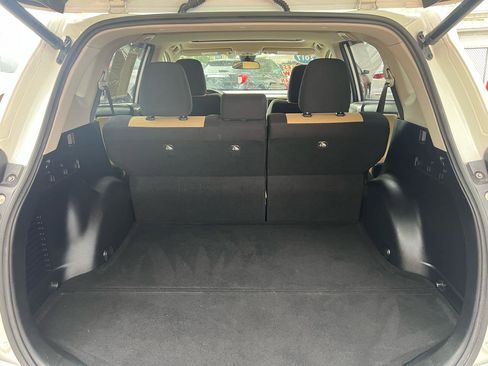 Used 2017 Toyota RAV4 XLE image 27