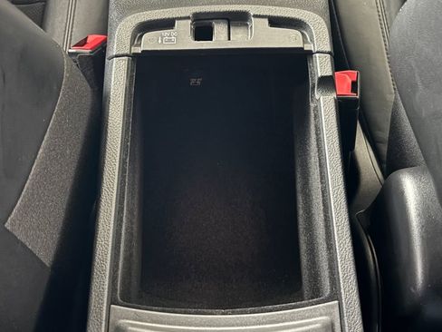 Used 2021 Jeep Grand Cherokee Laredo X image 17