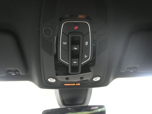 Used 2025 Audi Q5 2.0T Premium Plus w/ Premium Plus Package image 35