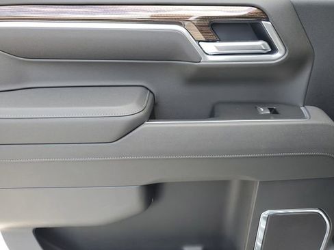 New 2026 Chevrolet Silverado 1500 LT image 8