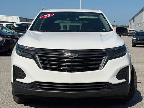 Used 2023 Chevrolet Equinox LS w/ Midnight Edition FWD image 2