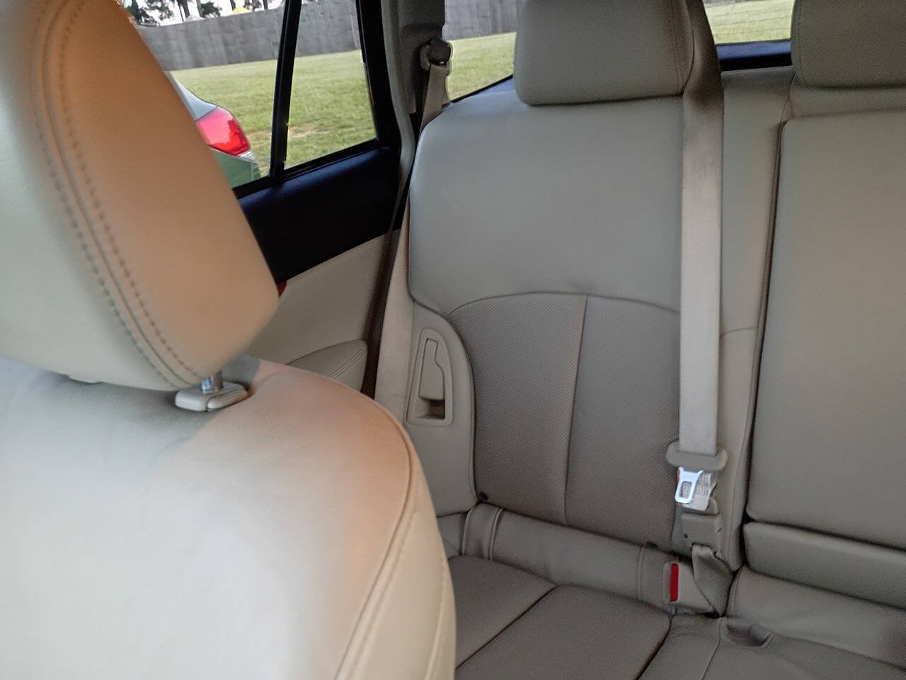 Used 2014 Subaru Outback 3.6R Limited AWD/4WD image 18