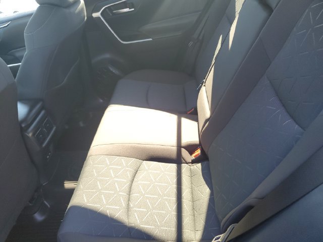 Used 2025 Toyota RAV4 XLE w/ Convenience Package AWD/4WD image 14
