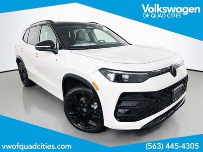 New 2026 Volkswagen Tiguan SE R-Line