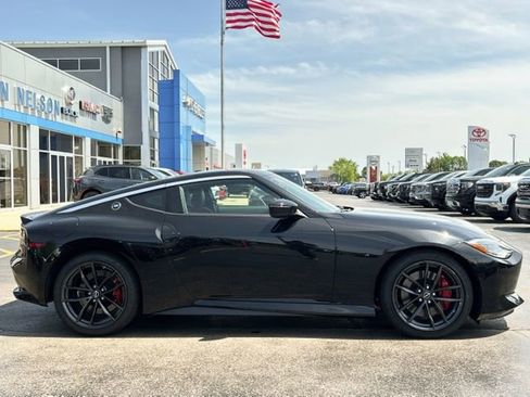 Used 2024 Nissan Z Performance w/ Floor Mat Package RWD image 16