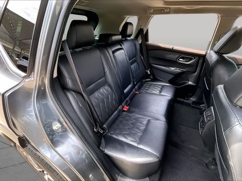 Used 2023 Nissan Rogue Platinum w/ Platinum Premium Package AWD/4WD image 19