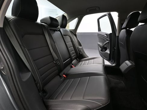 Used 2024 Volkswagen Jetta SE FWD image 34