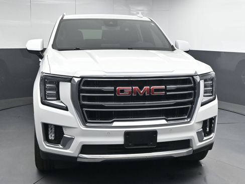 Used 2023 GMC Yukon SLT image 2