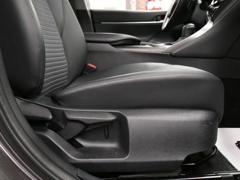 Certified 2023 Toyota Camry SE w/ Cold Weather Package image 27