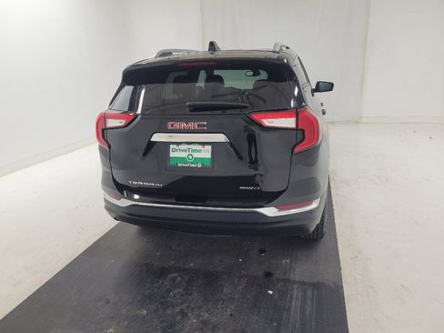Used 2024 GMC Terrain SLT w/ Tech Package AWD/4WD image 7