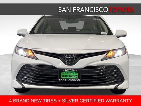 Certified 2018 Toyota Camry LE image 8