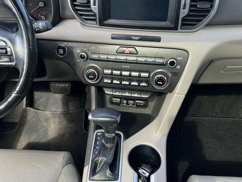 Used 2017 Kia Sportage EX w/ EX Premium Package AWD/4WD image 12