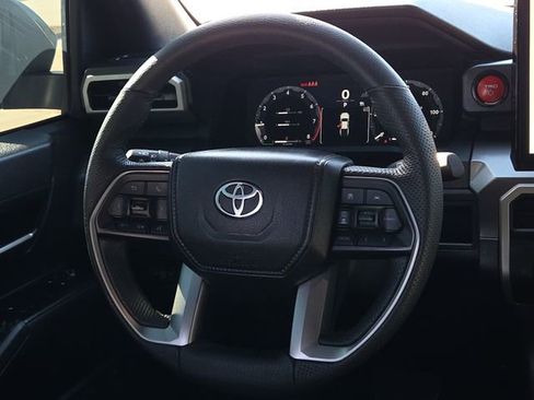 Used 2024 Toyota Tacoma TRD Off-Road AWD/4WD image 13